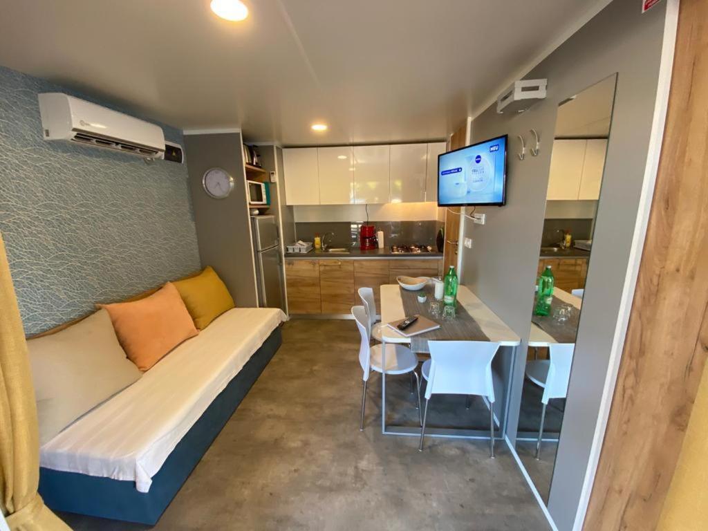 Mobilehome Ive U. Slavka Єзера Екстер'єр фото